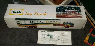 VINTAGE 1976 HESS FUEL OILS BARREL TRUCK TOY W/ BOX,  3 BARRELS & INSTRUCTIONS 8