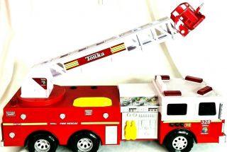Large Electronic Tonka Fire Truck Rotating Ladder Aerial Bucket Lights Siren