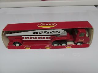 Tiny - Tonka No.  675 Aerial Hook And Ladder Fire Engine Truck