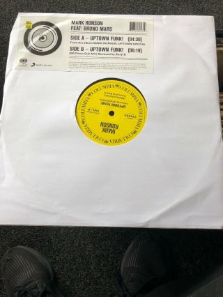 Uptown Funk Mark Ronson Feat.  Bruno Mars.  12 " Single Vinyl Very Rare