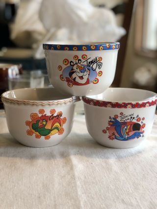 Set Of 3 Vintage Kelloggs 2004 Cereal Soup Bowls Corn Flakes Frosted Fruit Loops