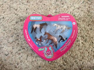 Breyer No.  7152 Happy Appys Mini Pony Gals Heart Shaped Box Nrfb