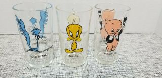 3 - 5 " Vintage Looney Tunes Pepsi Collector Glasses Porky Road Runner Tweety 1973