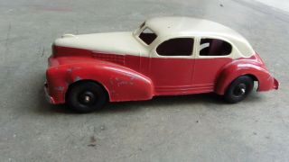 Hubley 1941 Cadillac 4 Door Sedan Die Cast Car W Tin Chassis Model 452 Repaint?