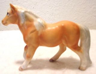 Wow A Vintage Porcelain Ceramic Horse Marked Japan Figurine Statue Enesco