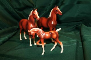 Vintage Hartland Horse Set Of 3 Rare Copper Toned Stallion Mare Colt 7 In.  Size