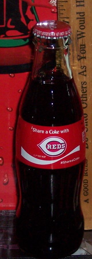 2018 Coca Cola Share An Ice Cold Coke With Cincinnati Reds 8oz Glass Bottle