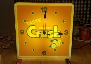Vintage Old Orange Crush Plastic Lighted Clock Sign Gas Oil Soda