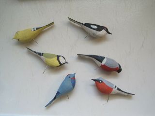 6 Swedish Wood Birds Pin Miniature Hand Painted Sweden Vintage Folk Art