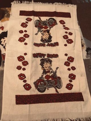 BETTY BOOP Set Of 4 Hand Towels 100 Cotton 2005 4