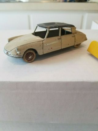 Vintage Dinky Toys 24c - Citroen Ds 19 White / Black
