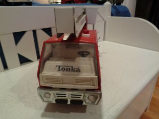 VINTAGE RED AND WHITE TONKA SNORKEL FIRE TRUCK 3