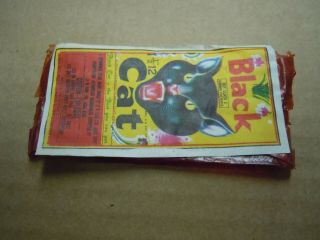 5 - 1974 or Earlier Black Cat Firecracker Label LI & FUNG LTD. ,  HONG KONG 4