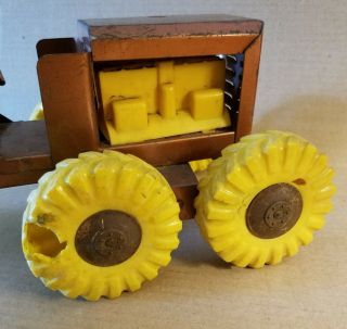 VINTAGE STRUCTO ROAD GRADER WITH YELLOW WHEELS AND ENGINE 5