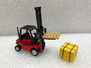 Vintage K - Line Fork Lift W/ Pallet And Load O Scale Nm Shape 22307 Toy
