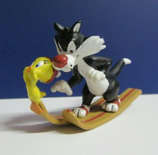 Looney Tunes Sylvester And Tweety Bird Pvc Figure