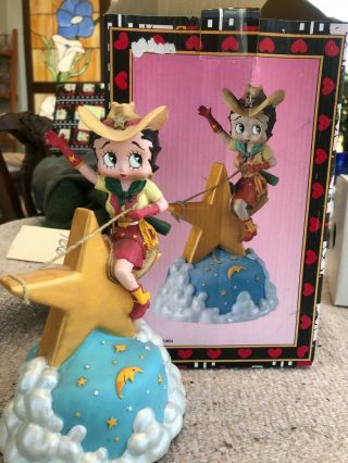 Betty Boop Cowgirl On A Star Music Box