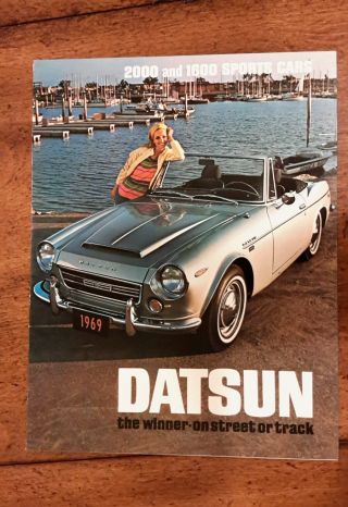 Datsun Roadster Sports 1600 2000 Brochure Folder 1969 Nos