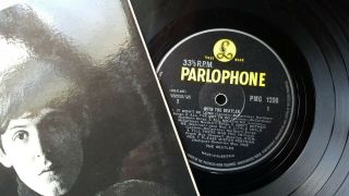 BEATLES With The Beatles UK MONO Parlophone PMC 1206 E.  J.  DAY 5N /6N 3