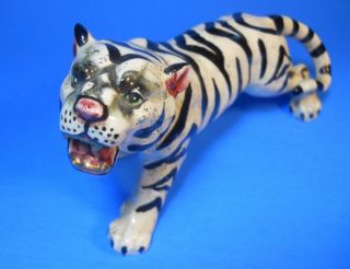White Bengal Tiger Porcelain Figurine Gold Teeth Green Eyes W8734 Lefton? 8.  5 "