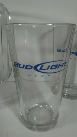 BUD LIGHT BEER Pitcher and 4 Glasses Heavy 3