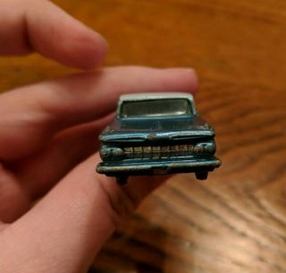 Vintage 1961 Lesney Matchbox 57 Chevrolet Impala Silver Wheels Dk Blue Base 4