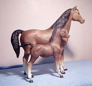 Breyer Traditional Arabian Mare And Foal