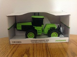 Steiger Cougar 1000,  4 - Wheel Drive Tractor,  Special Edition,  1/32