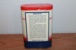 VINTAGE SKELLY OIL WAX TREATED POLISHING CLOTH IN TIN CONTAINER (RARE) 5