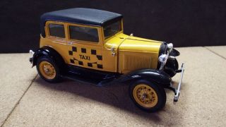 1930 Ford Model A Victoria Taxi 1/20 Metal Model By Scale Models