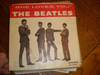 The Beatles 45/picture Sleeve She Loves You Swan