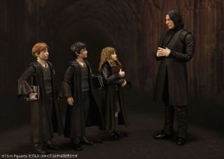S.  H.  Figuarts Harry Potter and the Sorcerer ' s Stone Severus Snape Figure JAPAN 2