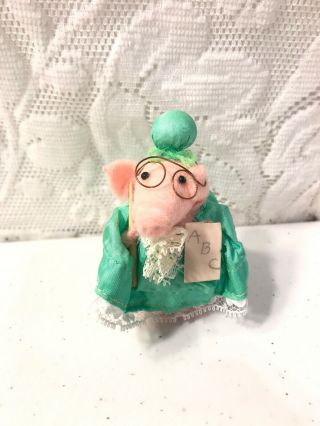 Vintage The Little Mouse Factory Usa Hand Dressed Pigs Teacher Head Mistress