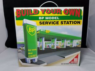 Bp Model Build Your Own Service Station 1995 Gas Pumps Car Wash