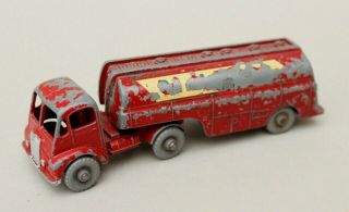 Matchbox Lesney Major Pack M8 Mobilgas Petrol Tanker With Thorneycroft Tractor