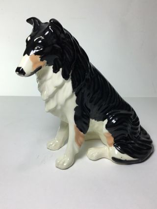 Vintage Tricolor Pet Collie Porcelain Statue Sitting Dog Canine Figurine Lassie