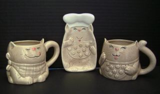 Vintage Enesco 1982 Japan 2 Cat Coffee Mugs / Tea Cups & 1 Dish