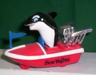 Shamu Sea World Plastic Traction Toy
