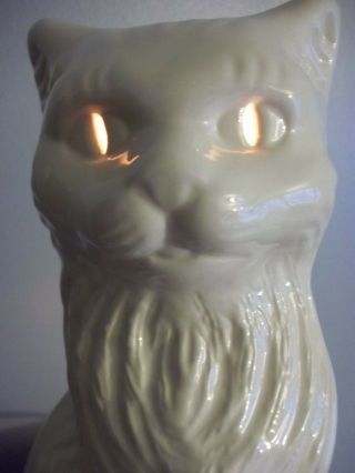 White Persian Ceramic Cat Light Up Vtg Inspired Lamp Old Fashion Kitty Cat Night