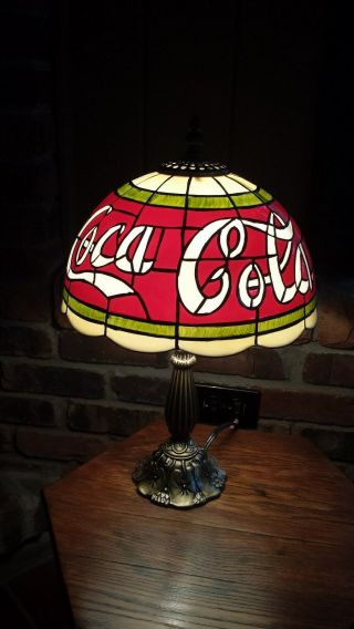 Tiffany Style Coca - Cola Stained Glass PLASTIC Table Lamp 2