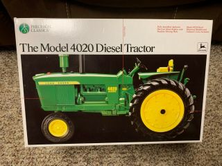 John Deere Precision Classics 3 - Model 4020 Diesel Tractor -