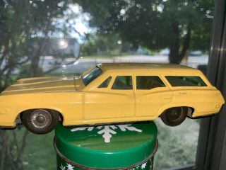 Vintage Bandai Yellow Chevrolet Wagon Tin Toy Friction Car Made In Japan Chevy