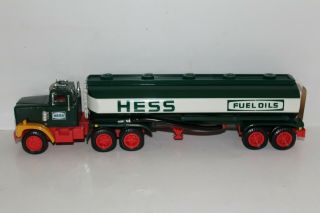 1984 Hess Toy Tanker Bank Truck w/ Inserts Card Lights 2