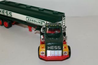 1984 Hess Toy Tanker Bank Truck w/ Inserts Card Lights 4