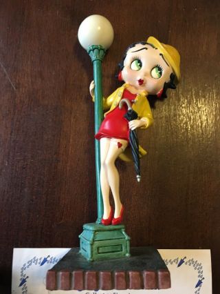 Betty Boop " Singing In The Rain " Collector Figurine Danbury With
