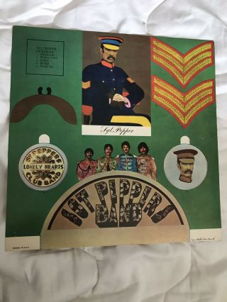 Vintage - The Beatles Sgt.  Pepper ' s Lonely Hearts Club Band Vinyl 4