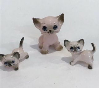 Pink Cat & Kittens Figurines Made In Japan Label Ceramic Hand Painted Big Eyes