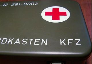VINTAGE GERMAN FIRST AID KIT RED CROSS BOX.  VERBANDKASTEN KFZ 6545 - 12 - 291 - 0002 2