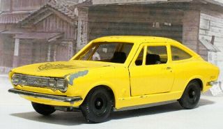Diapet 1/40 1977 Isuzu 117 Coupe Yellow Yonezawa Junk Made In Japan