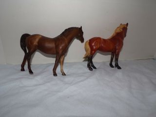 2 Breyer Horse Traditional Classic Brown And Red/brown Stallion